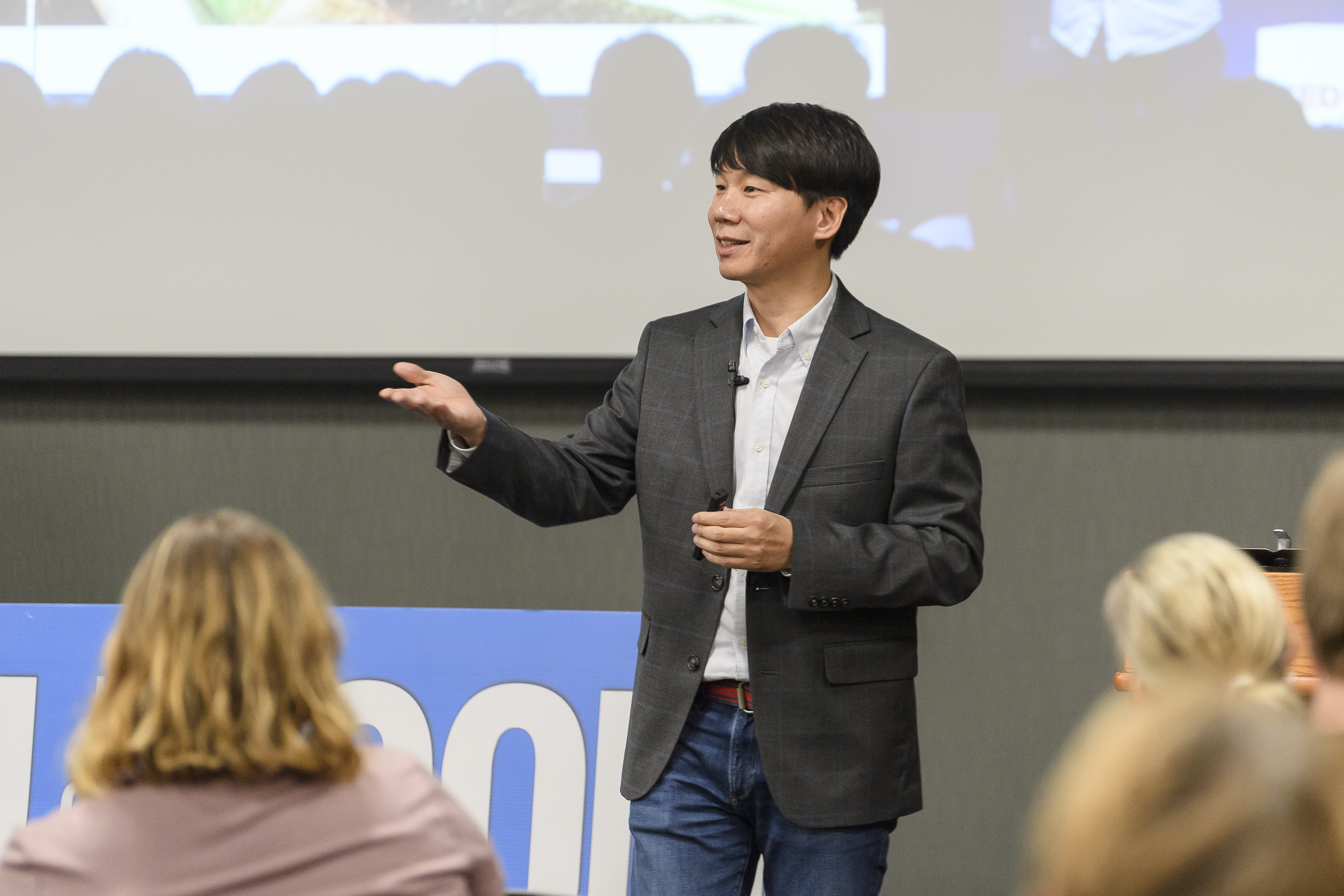 Tong Jin Kim, Associate Professor of Industrial Design, College of Liberal Arts, "Maker space, micro manufacturing, maker education movements: Designing community platforms"